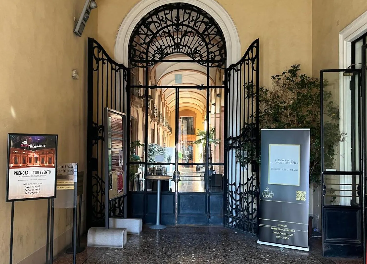 Residence Largo Castello Ferrara Apartment