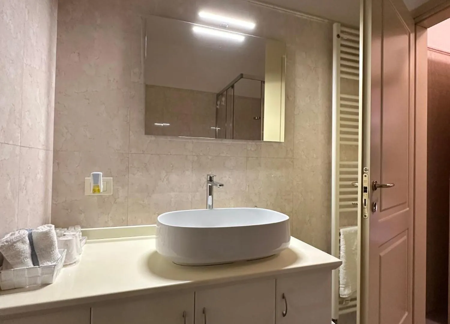 Apartment Residence Largo Castello Ferrara Italy